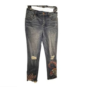 Ankle length embodied jeans